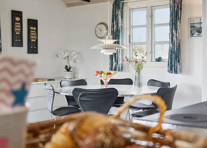 Сasa de vacaciones With Open South-facing Terrace And Beautiful View